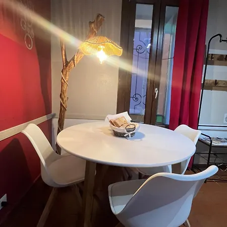 Πανσιόν Homemade Privato A Due Passi Dal Centro 3*